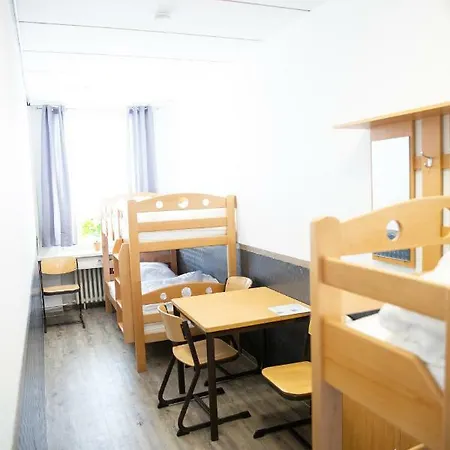 Monteurwohnung - - - Easy Vandrarhem *