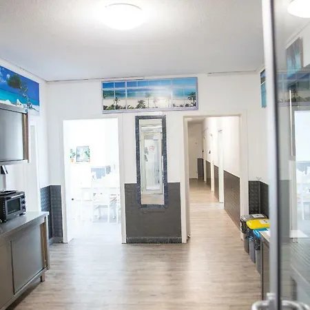 Vandrarhem Monteurwohnung - - - Easy *