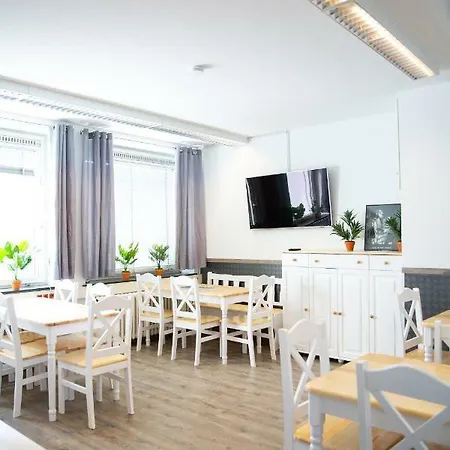 Vandrarhem Monteurwohnung - - - Easy Hildesheim