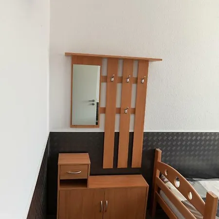 Monteurwohnung - - - Easy *
