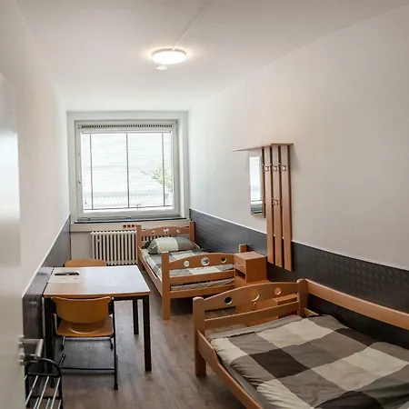 Vandrarhem Monteurwohnung - - - Easy *