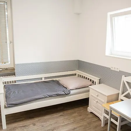 Vandrarhem Monteurwohnung - - - Easy *